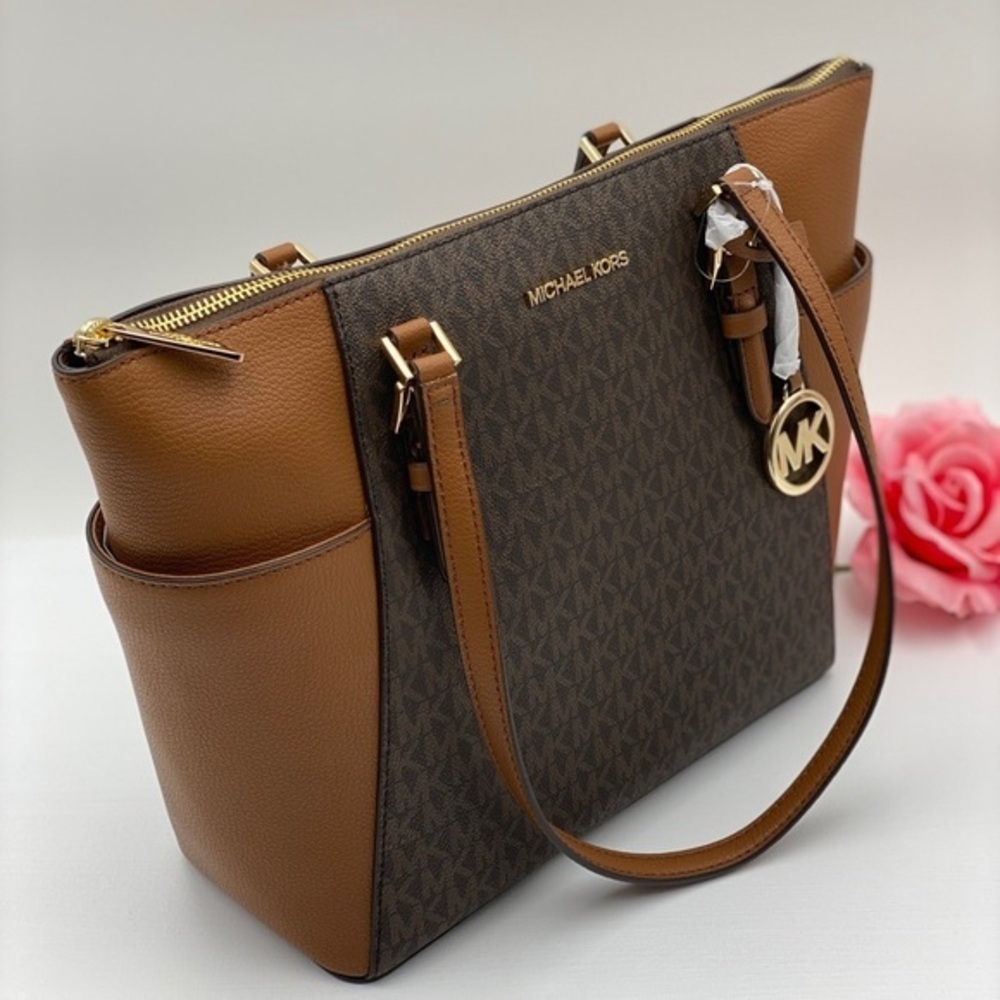 Michael Kors Charlotte LG TZ Tote Sig Brown - Picture 1 of 8